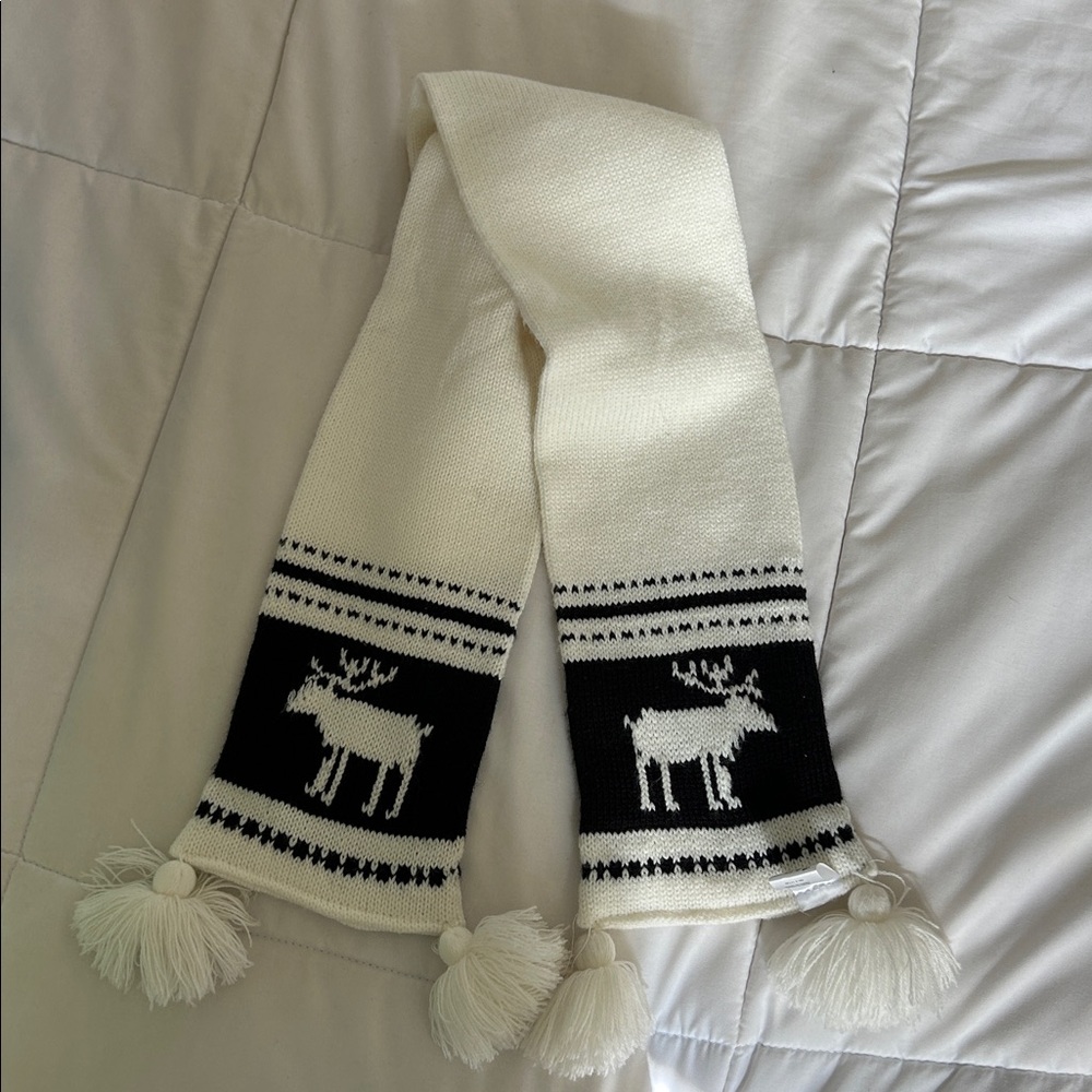 Black and white moose Winter Scarf